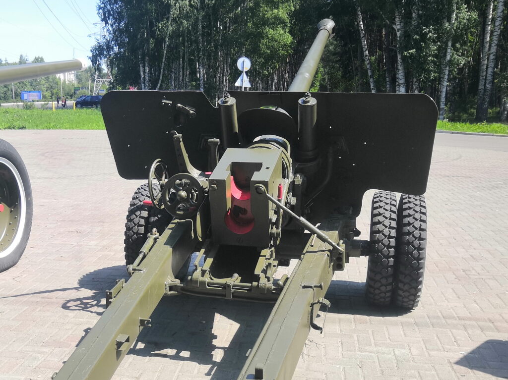 Полевая пушка БС-3