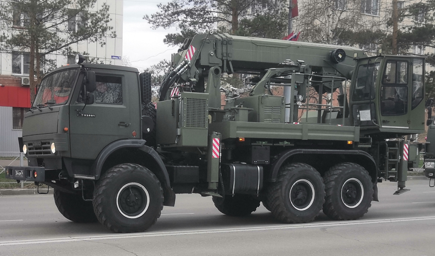 Универсальная бурильная машина на базе КАМАЗ 53501